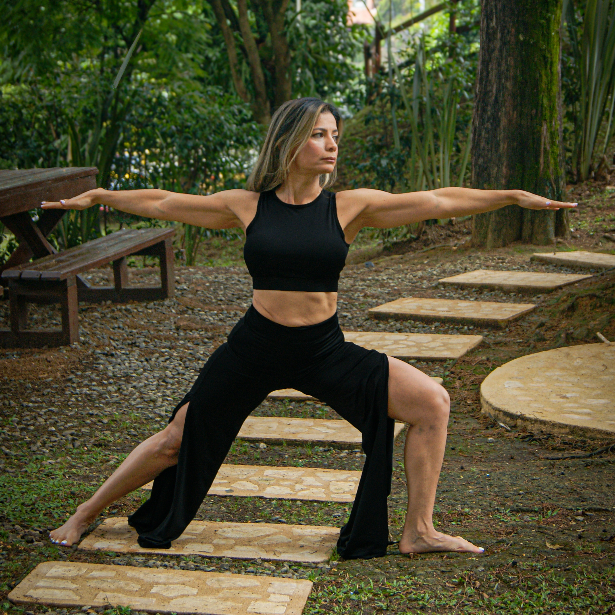 Yoguiset  Shakti